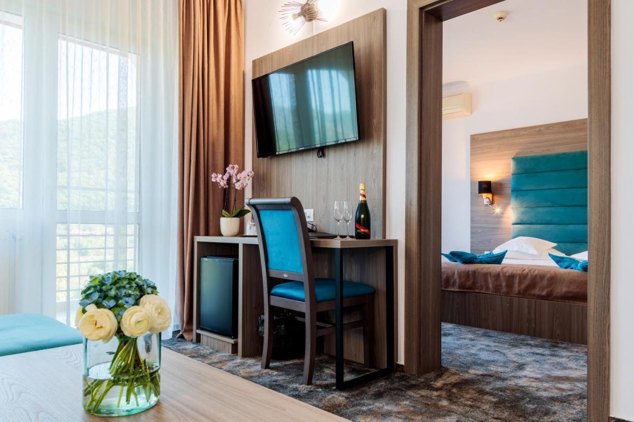Hotel Orizont Calimanesti Exterior foto