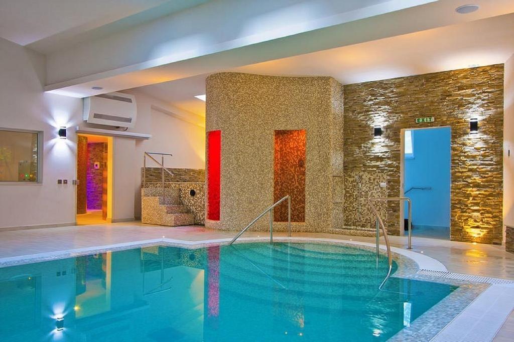 Hotel Orizont Calimanesti Exterior foto