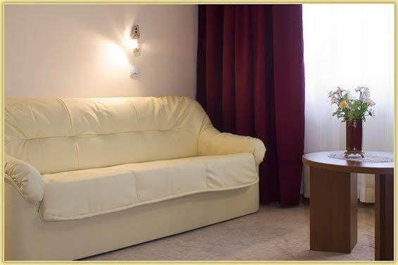 Hotel Orizont Calimanesti Quarto foto