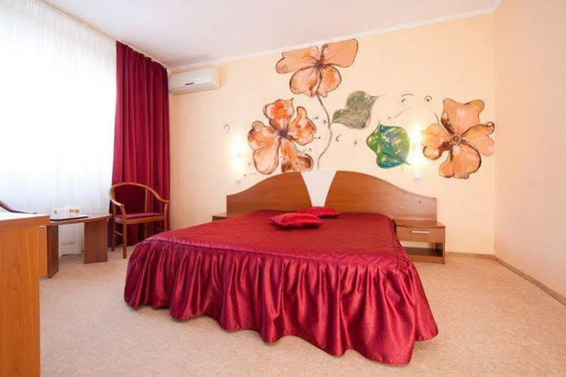 Hotel Orizont Calimanesti Exterior foto